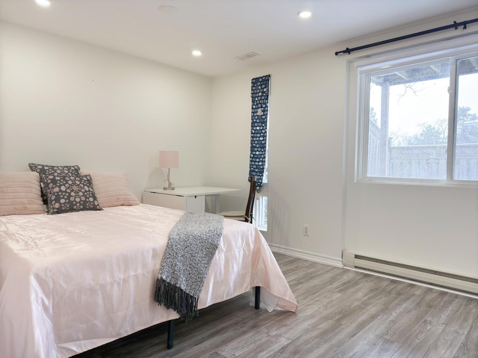 Cozy Room With Private Bath Near Don Mills Subway Toronto Exteriör bild